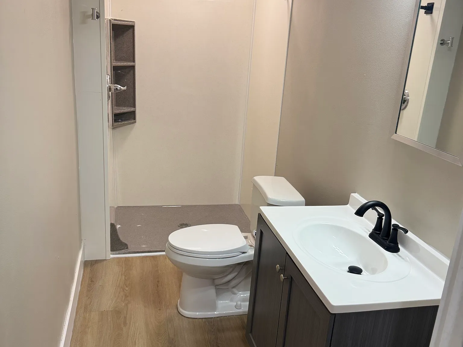 Studio, 347 sqft, $900 — Photo 2