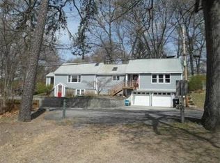 202 Lakeshore Dr, Marlborough, MA 01752