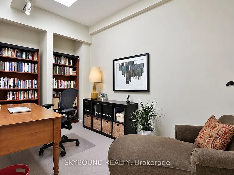 110 Hepbourne St #206 — Photo 18