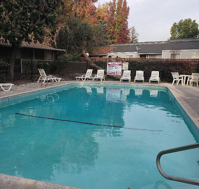 1st image of 777 Loughborough Dr APT 4