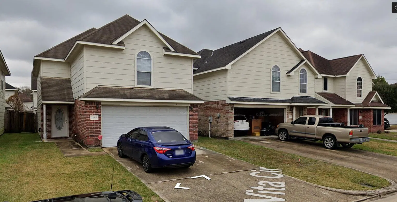 11919 E Vita Cir — Photo 1