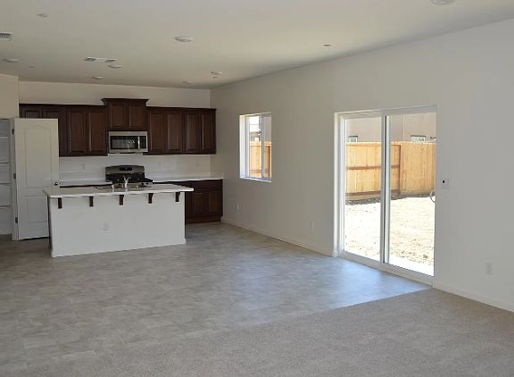 3rd image of 4287 Lasalle Dr