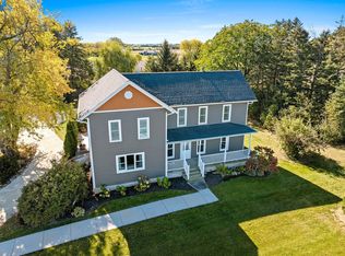 425 E 1st St, Waldo, WI 53093