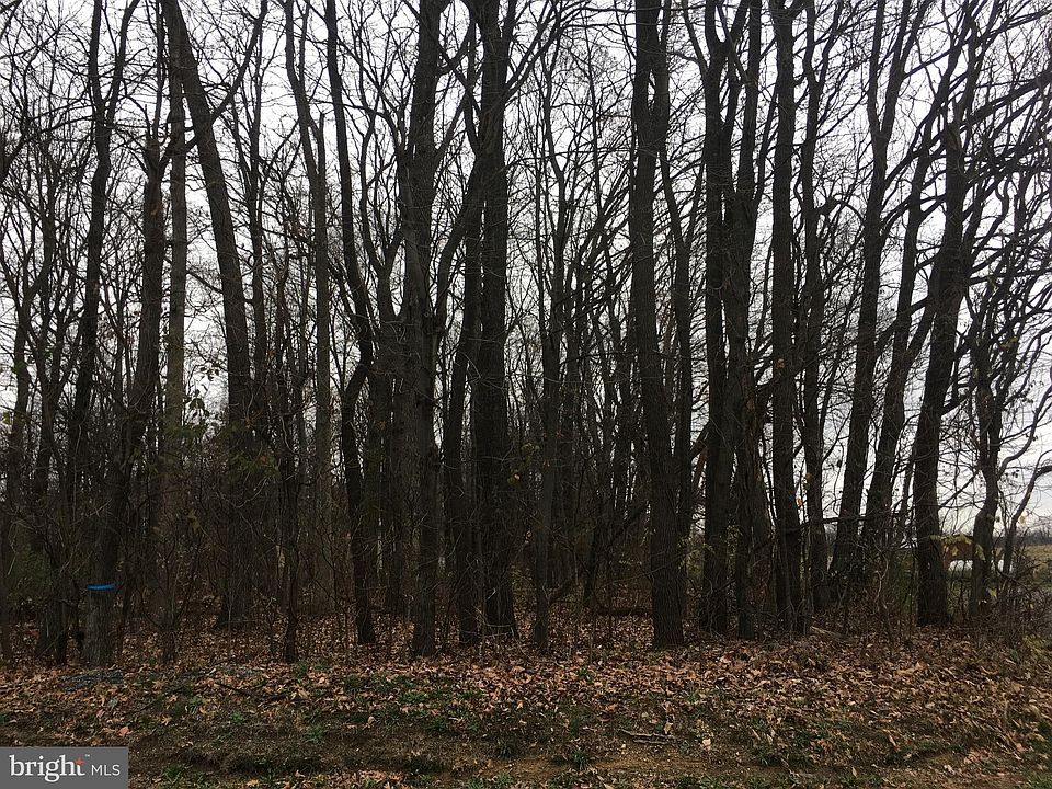 2nd image of Rhoades Rd