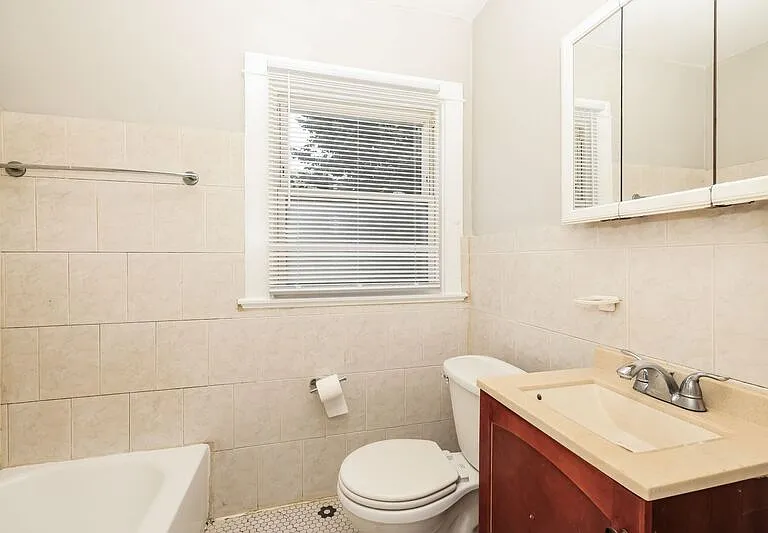 307-309 Delaware Ave #307 — Photo 9