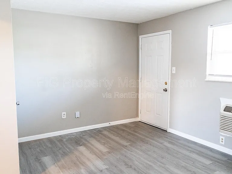 4834 Scheel Rd #217 — Photo 3