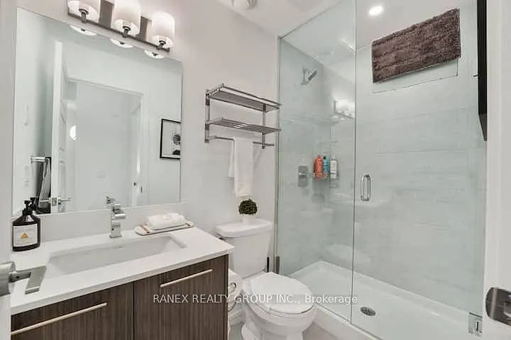 861 Sheppard Ave W #32 — Photo 34