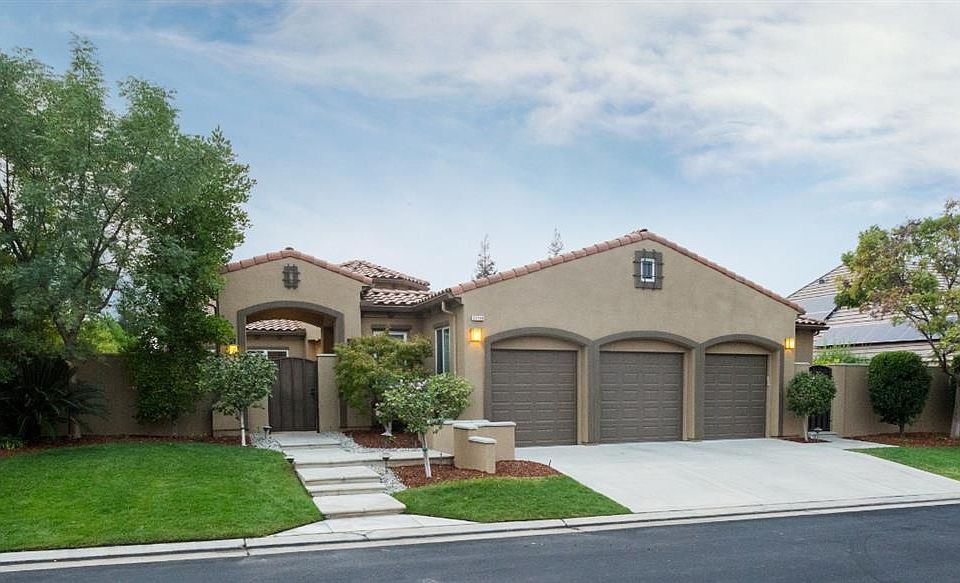 2nd image of 10789 N Golden Eagle Dr