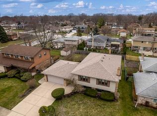 1024 S Grace St, Mount Prospect, IL