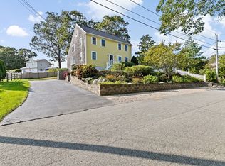 29 Carver Rd, Bourne, MA 02532