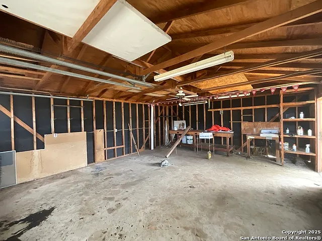 207 Pinehurst Blvd — Photo 23