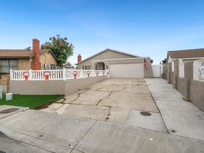 5628 Plumas St, San Diego, CA, 92139