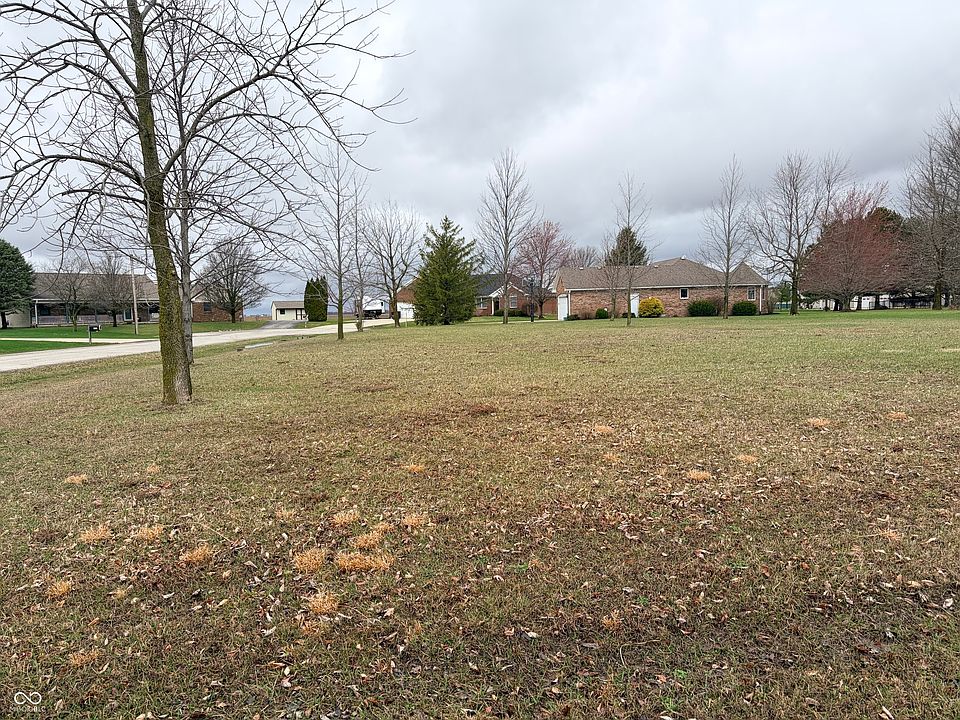 1st image of 610 Meadowlark Dr