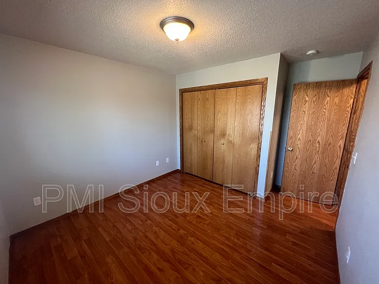 4829 S Wilson Ave — Photo 15