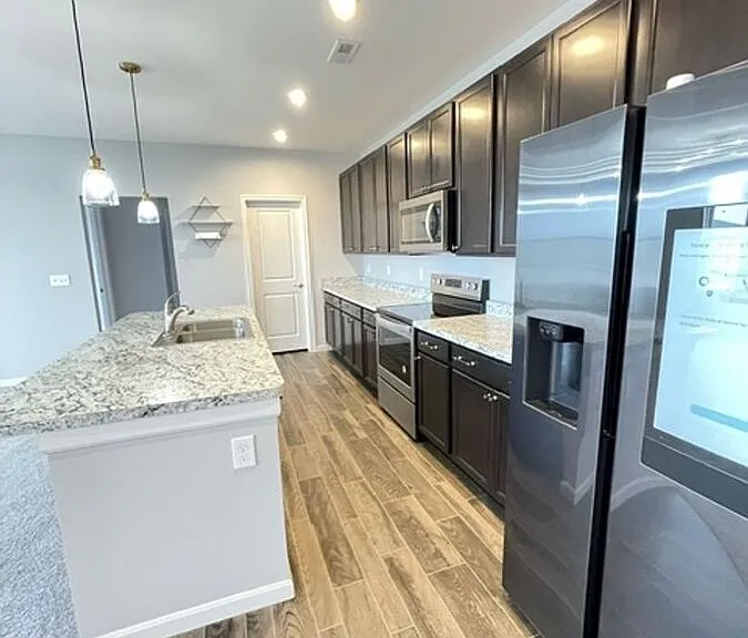 1373 Rubyhill Ln — Photo 15