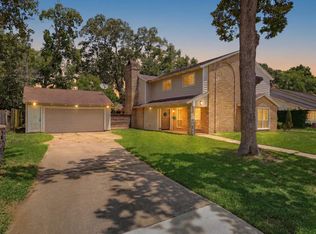 311 Shadow Creek Dr, Seabrook, TX 77586