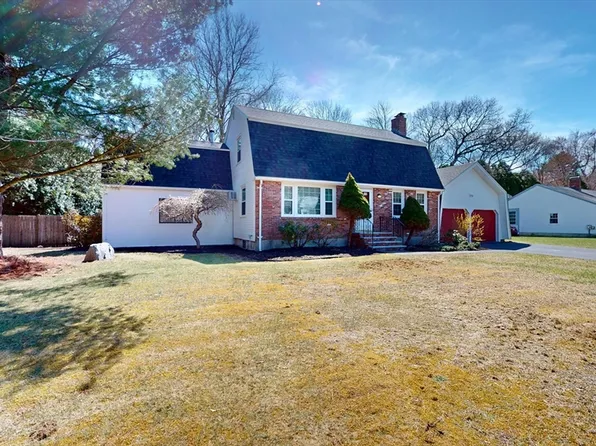 37 Walters Way, Stoughton, MA 02072