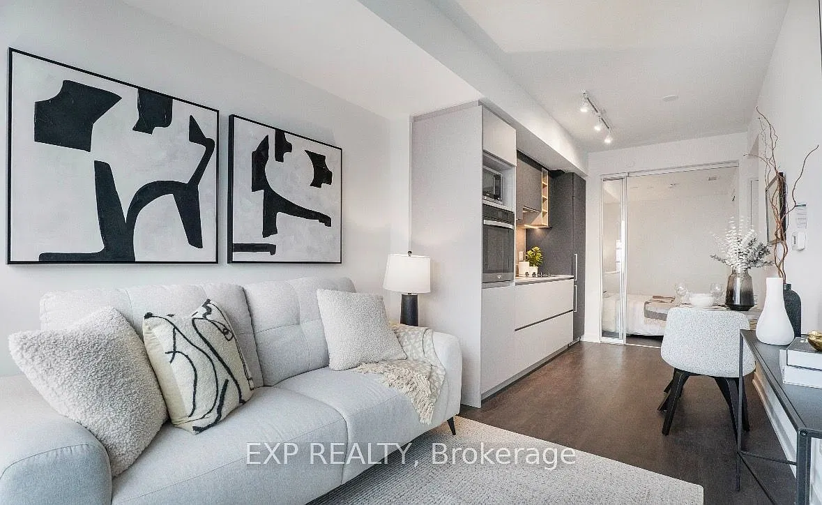 2 bed, $2,750 — Photo 4