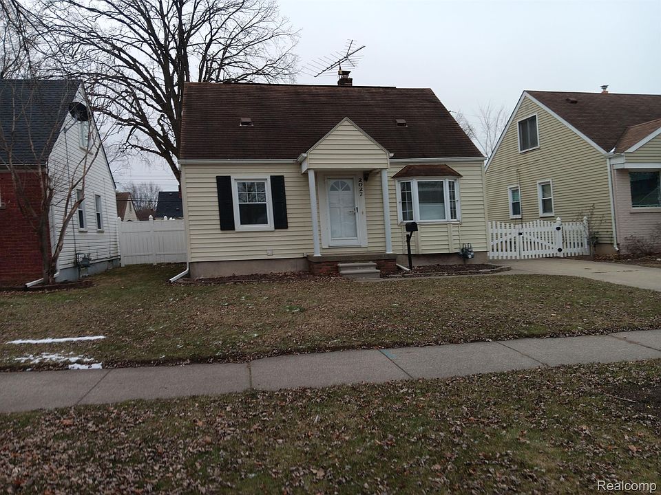 1st image of 2027 Regina Ave