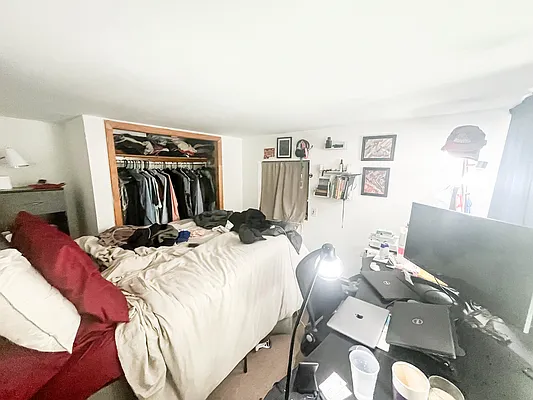 Rented by Metropolitan Property Group | media 11