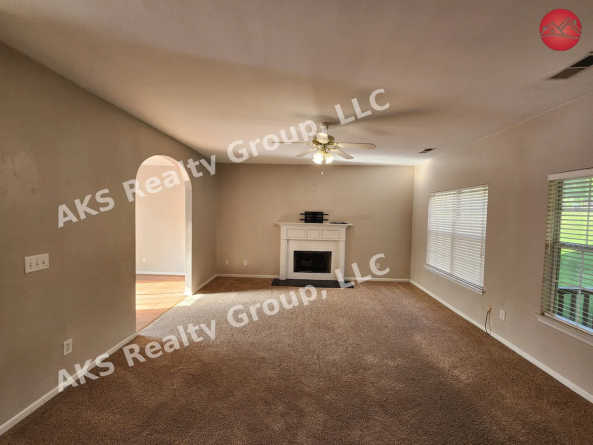 Building Photo - 1108 Colony Trl