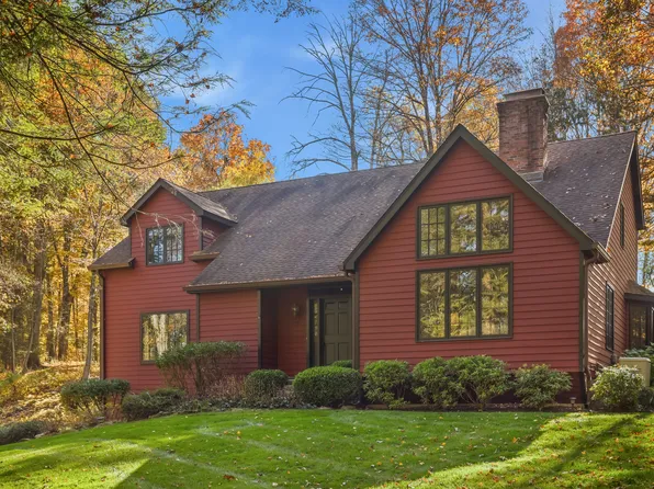 20A Starrs Plain Road, Danbury, CT 06810