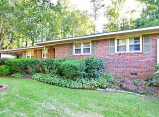 310 Laurel Ln, Lagrange, GA 30241