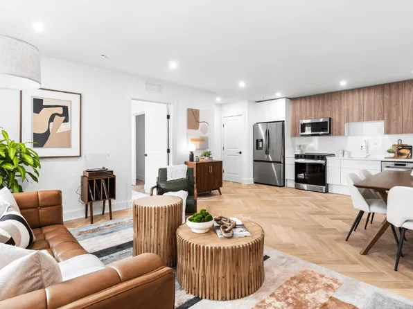 308 Plan, The Sidney