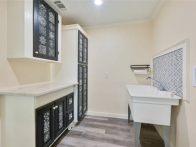 741 Garden Acres Blvd — Photo 16