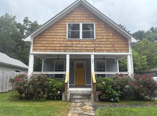 131 Vance Ave, Black Mountain, NC 28711