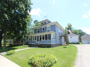 43 Gates St, Crystal Lake, IL 60014