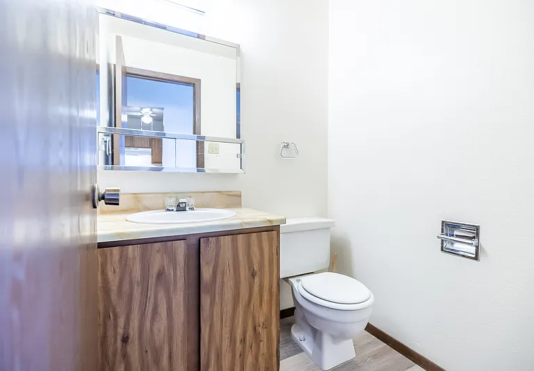 1205 Crook Ave #1 — Photo 10
