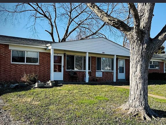 3rd image of 229 Solon Dr