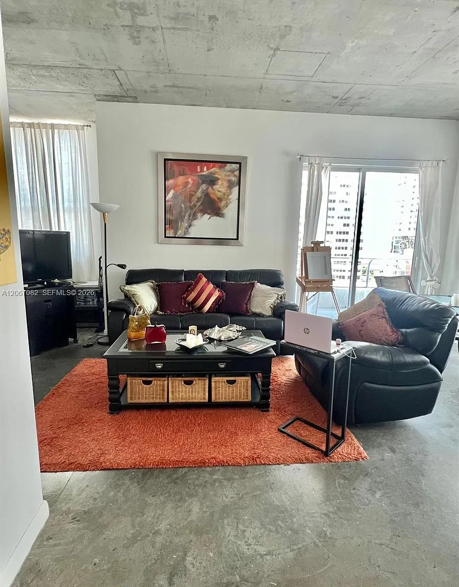 The Loft Downtown Ii Cond — Photo 3