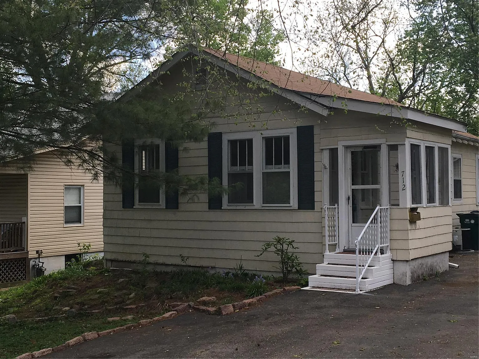 712 Yeatman Ave photo 1
