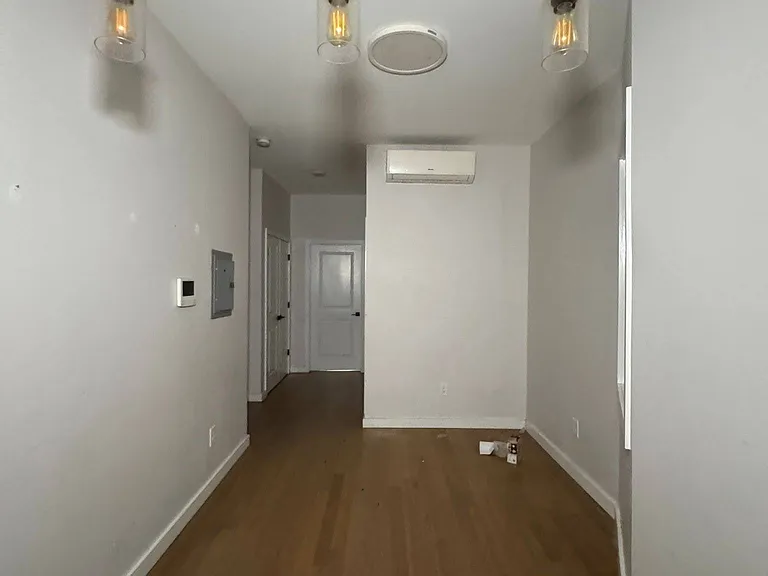 107 Magazine St #2R — Photo 10