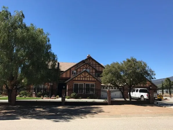 35135 Caprock Rd, Agua Dulce, CA 91390