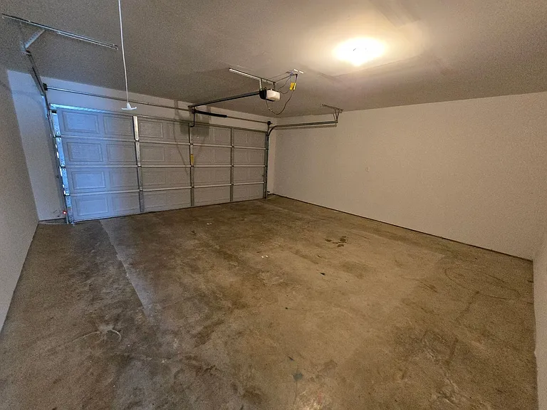 2416 Kenneth Dr — Photo 13