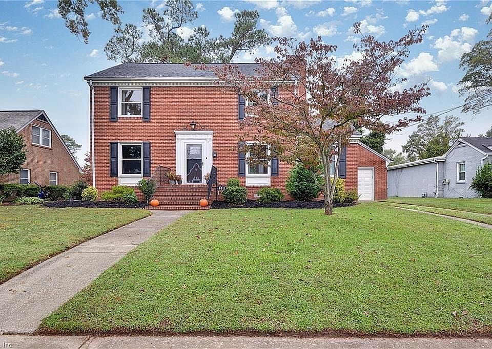 2nd image of 4011 Buchanan Dr