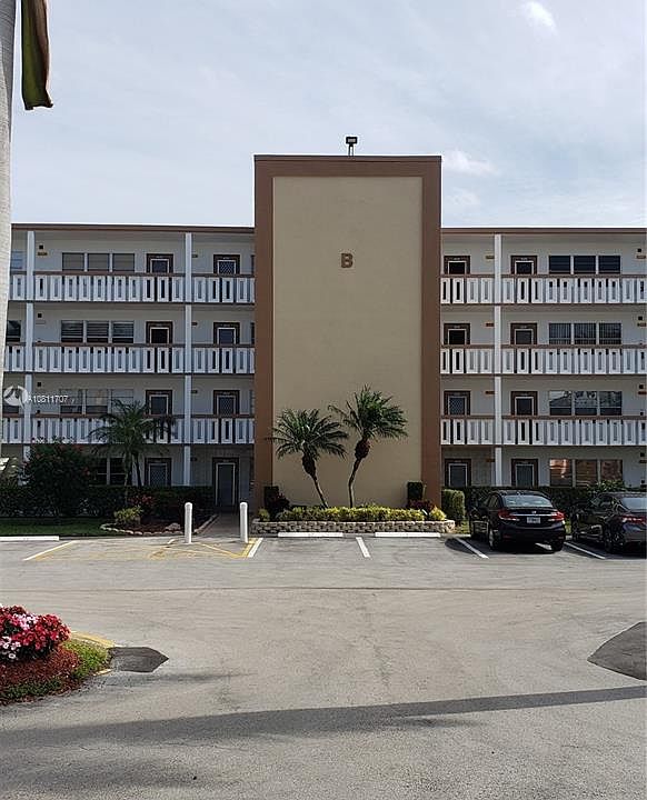 2nd image of 1040 Cornwall #1040-B