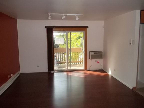 3rd image of 22517 Jackson Ct APT 5F