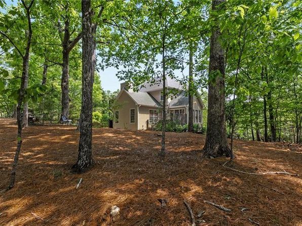3895 Overlake Dr, Cumming, GA 30041