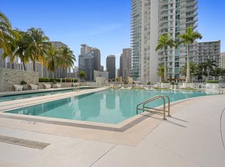 90 SW 3rd St APT 2802, Miami, FL 33130