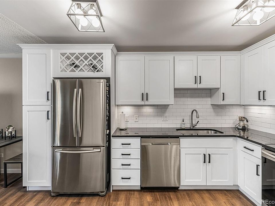 1st image of 625 S Alton Way #10B