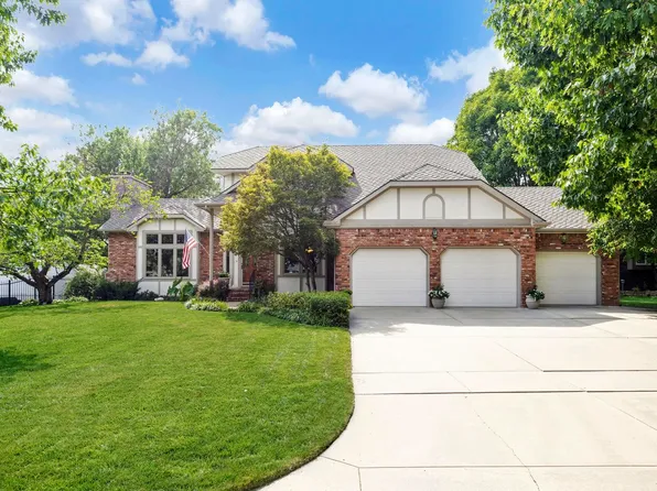 205 S Bay Country St, Wichita, KS 67235
