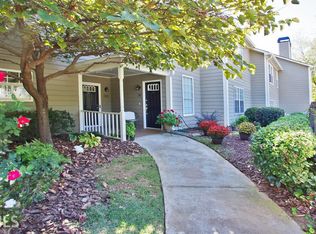 1509 Oakridge Ct, Decatur, GA 30033