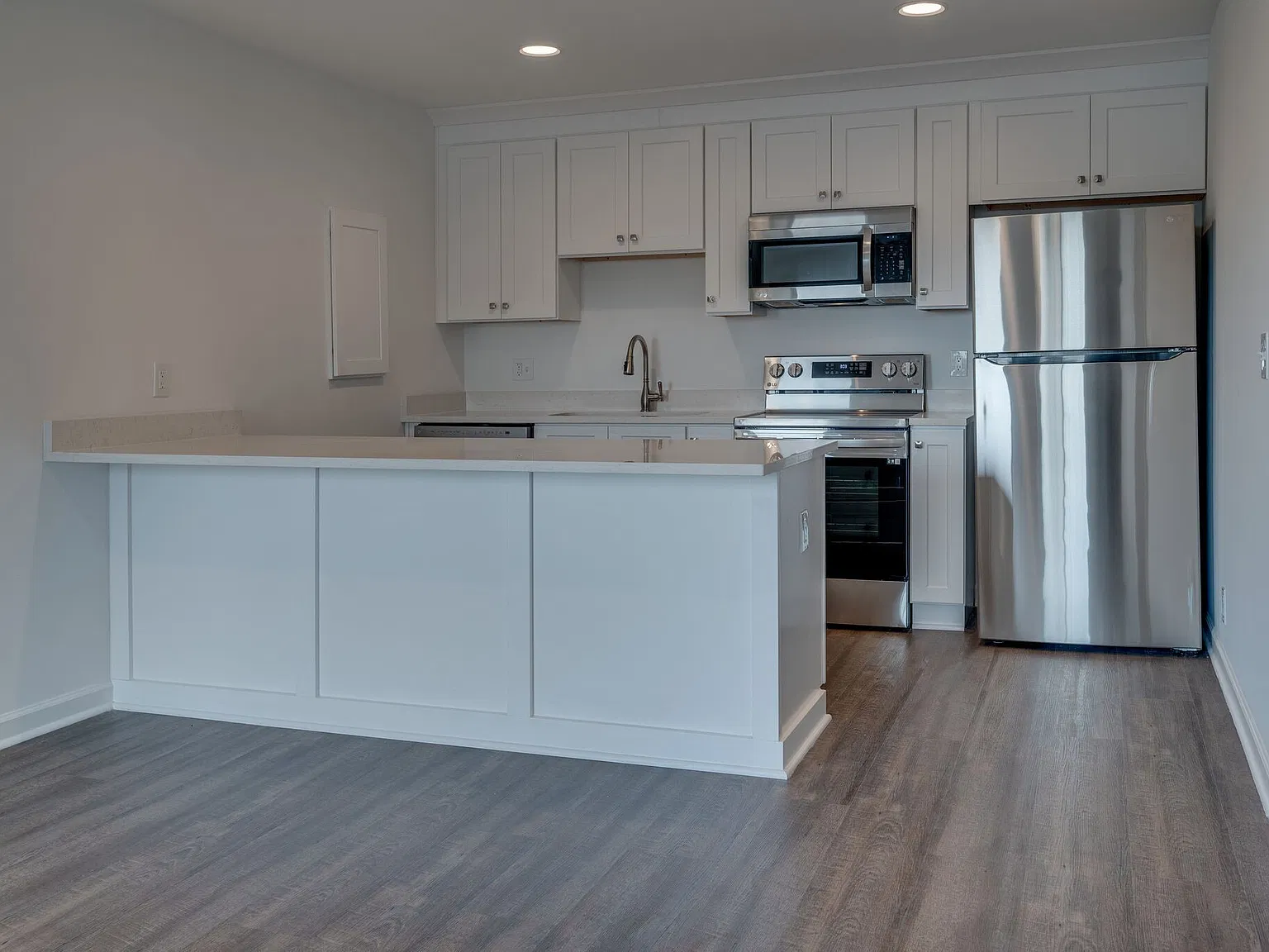 1 bed, 1.0 bath, 600 sqft, $1,295 — Photo 4