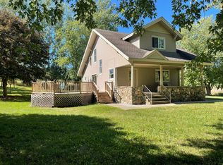 1433 S Peninsula Rd, East Jordan, MI 49727