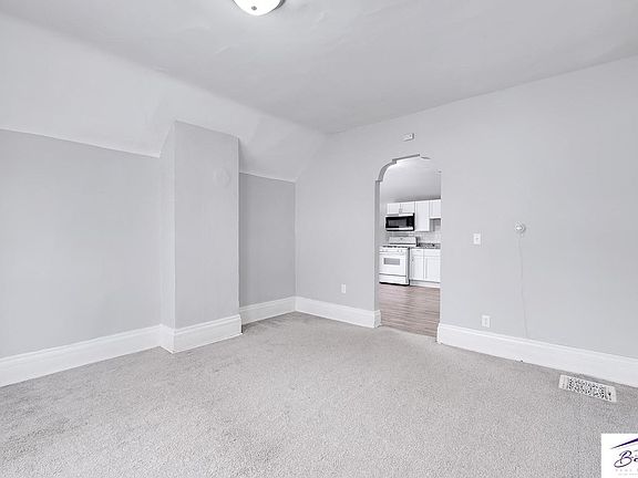 4th image of 1112 N 40th St #1112N40-2