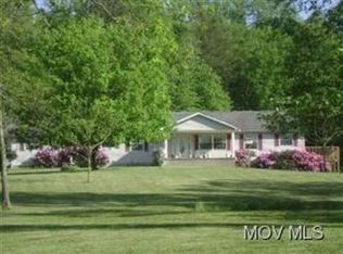 516 Three Bridges Rd, Palestine, WV 26160